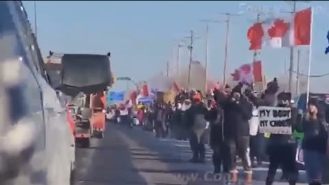 50,000 truckers protest vaccine and face mask mandates in Canada Save the children Subscribe 👇