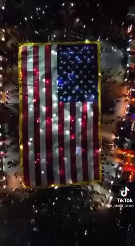 ĐOÀN XE TỰ DO - HOA KỲ - TRƯNG CỜ CỦA HỌ TẠI ĐIỂM DỪNG CHÓT TRÊN ĐƯỜNG ĐẾN WASHINGTON DC