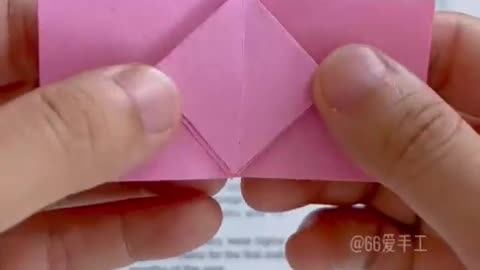 Teach you to fold a heart butterfly