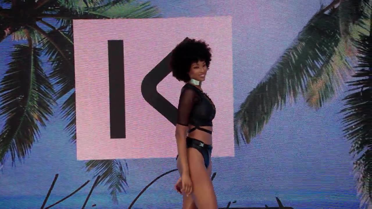 "Shawn Jewel in SLOW MOTION | Stunning Highlights from New York Swim Week 2023"