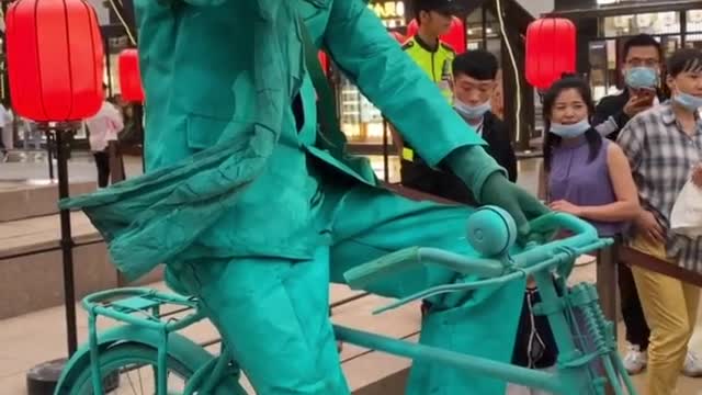 Best dance video for you... good funny video .public