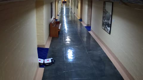 Camera0006USCSBAST50Hallway_2021-01-06_Starting_at_20h00min02s320ms.mp4