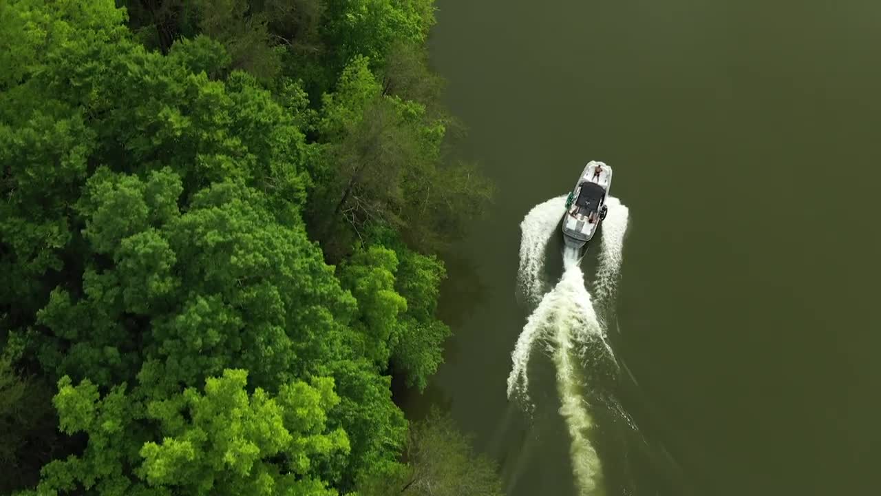 2022 Supra SA, Unimistakable