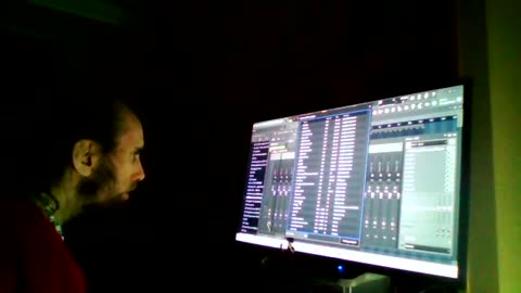 [Cyraxx Youtube 2022-3-20] Studio session