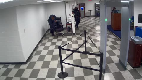 6135RHOBG3G3L8ScreeningArea8_2021-01-06_01h20min00s983ms.mp4