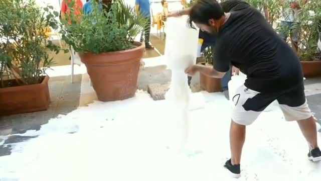 Frustrated Italian Farmers Send a Powerful Message to the Corrupt Political Class