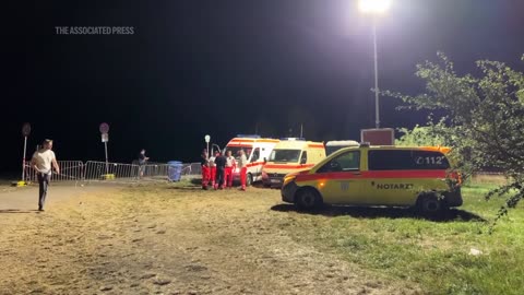 More than 20 injured after two gondolas on Leipzig ferris wheel catch fire