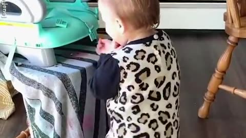 Baby dancing very funny and cute 😀😍