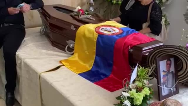 El cuerpo del acordeonero Ramiro Colmenares ya descansa en Bucaramanga