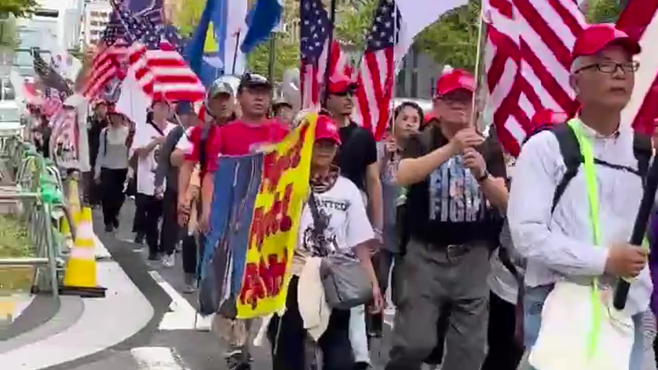 JAPAN LOVES TRUMP