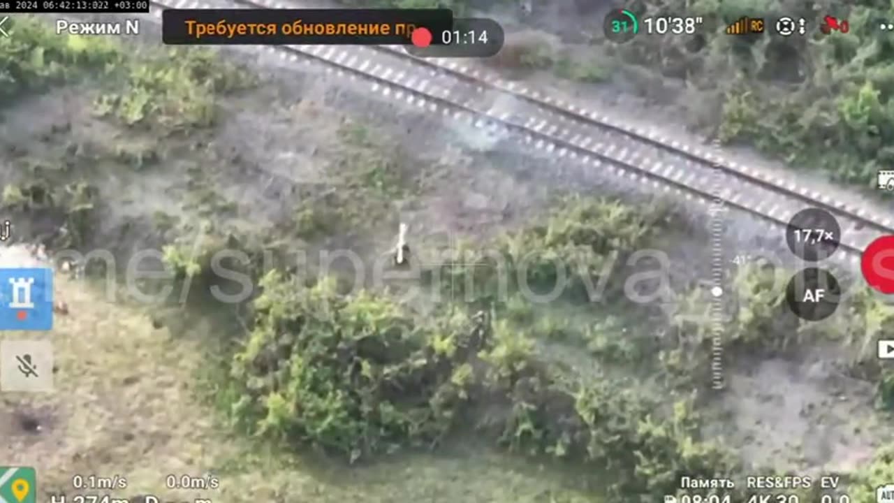 Single Ukrainian Soldier Hiding in the Bushes Cuts Down 3 Russians