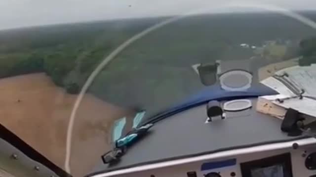 Plane Engine Fails At 600 feet