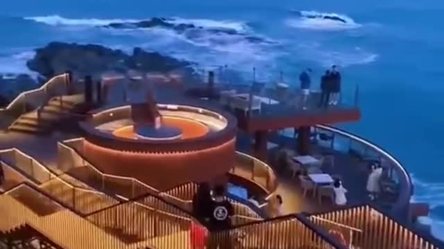 The sea in the evening is different