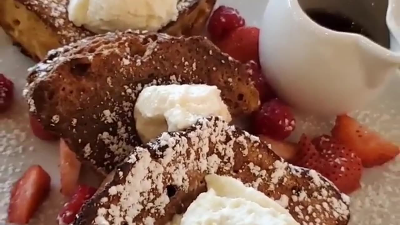 Delicious desert! The Rambo Dee presents !