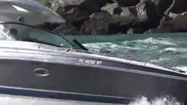 Monster Speed Boat Throwing Persons From The Boat,Very Scary Video