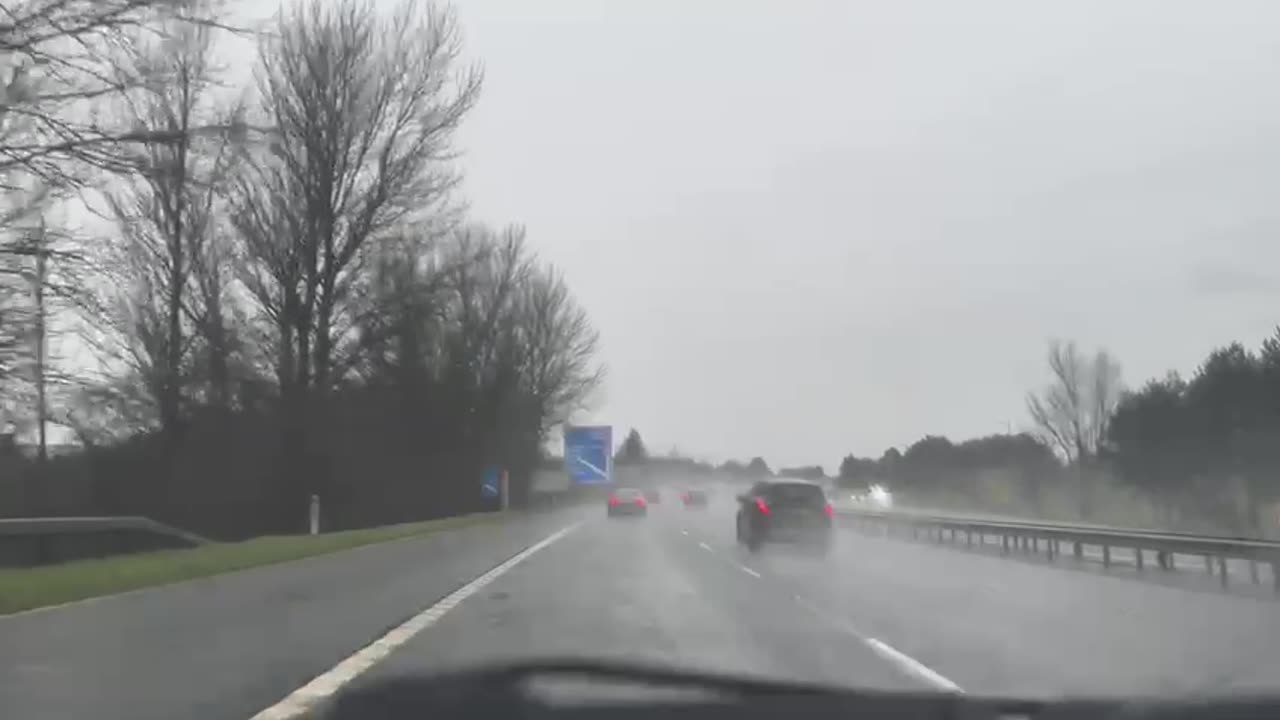 Drive on Scotland 🏴󠁧󠁢󠁳󠁣󠁴󠁿 Motorway