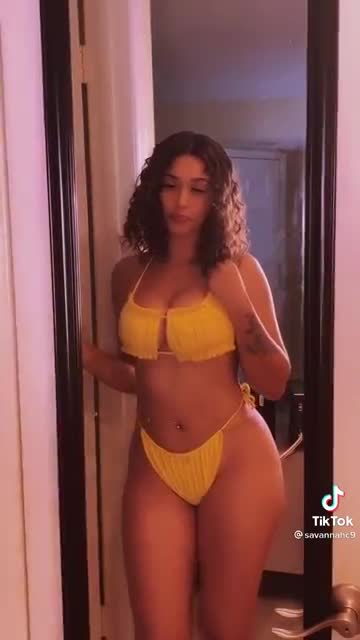 sexy girl tik tok, sexy tik toks, sexy tiktok, tik tok boom boom challenge, sexy women