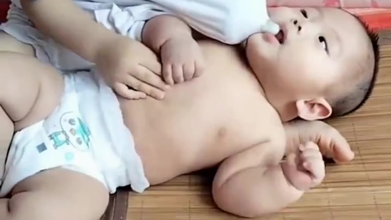MILK FEEDING FUNNY VIDEOS