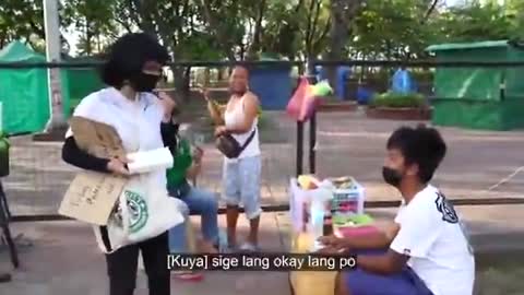 IVANA ALAWI/ PRANKING STREET PEOPLE/nkakatouch naman