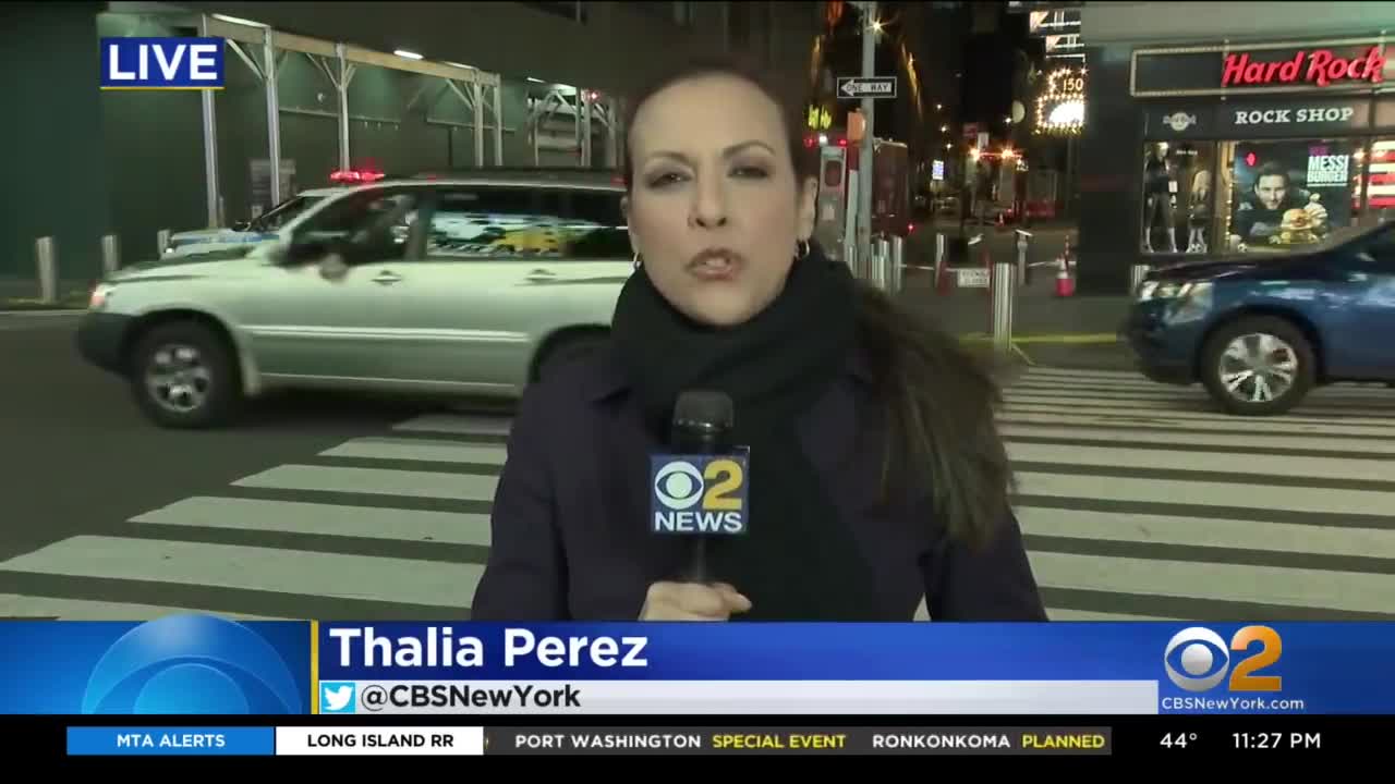 Manhole explosion in Times Square sends crowds running