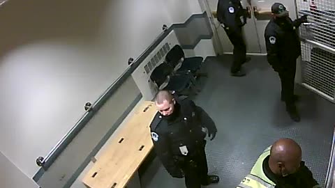 1657HQOB02PrisonerProcessingLobby_2021-01-06_18h00min00s793ms.mp4