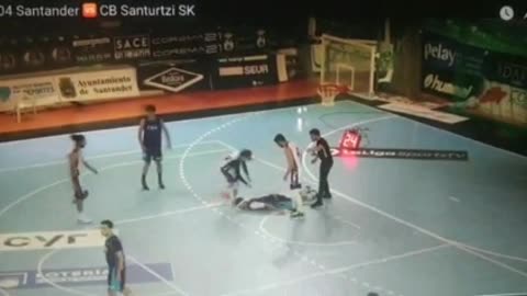 Oscar Cabrera a player in Northern Spain, collapsing due to heart failure!