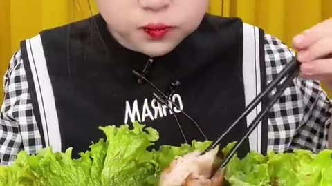 Eating food spicy food asmr