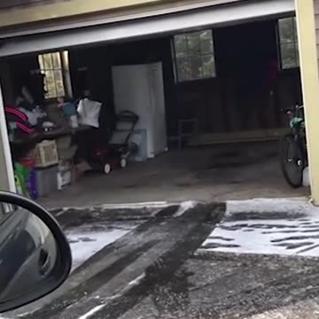 Allan Kassenoff tells his wife Catherine he's filing for divorce