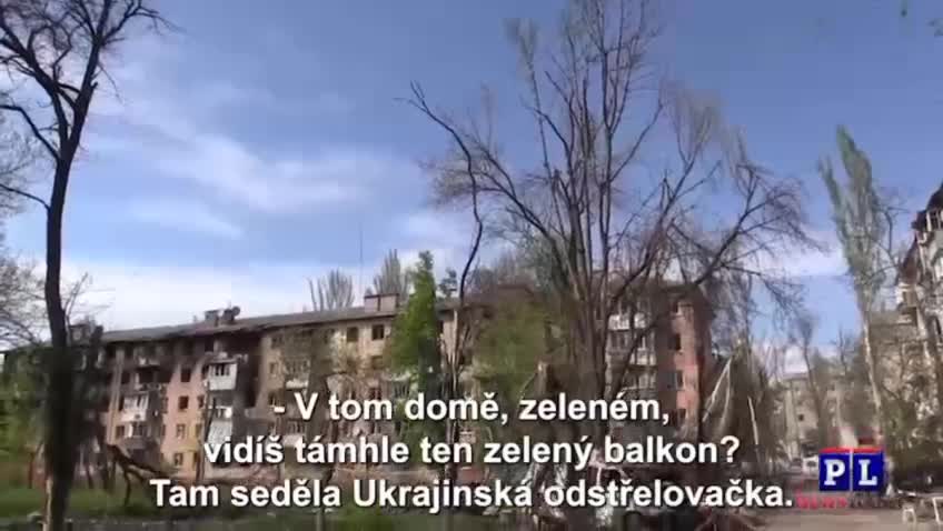 Obyvatel Mariuopolu vypráví o ukrajinské ostřelovačce, která střílela na civilisty