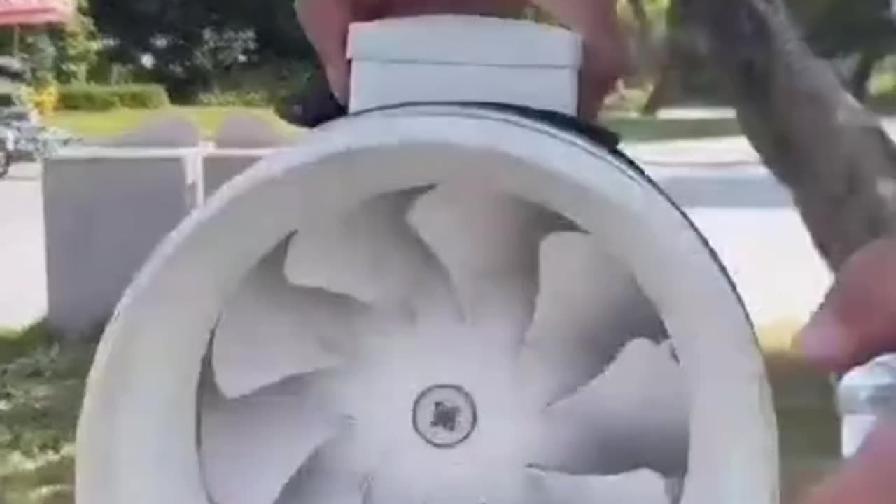 Viral exushat fan