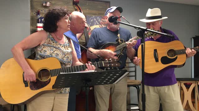 When the Angles Carry Me Home George Montgomery Singing at the Jam Session 07/10/2021