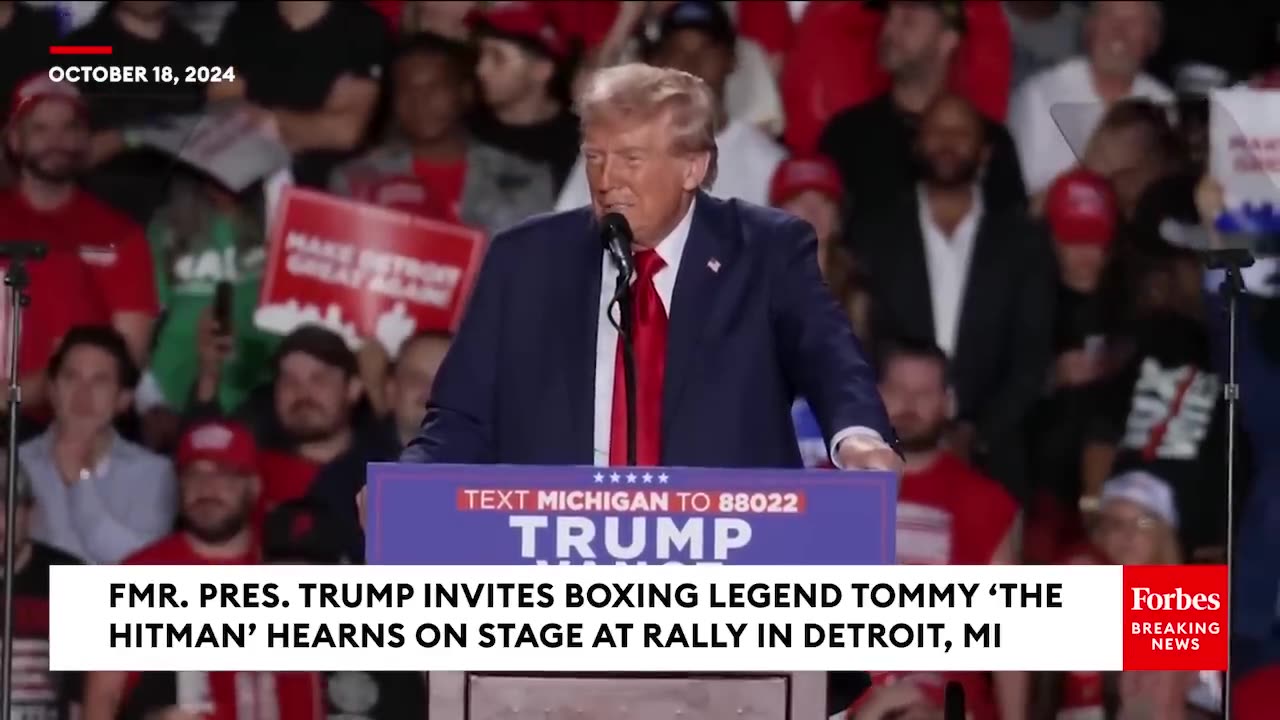 DONALD TRUMP INVITE BOXING LEGEND