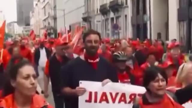 Shouting the slogan "Stop NATO" and protesting in the streets