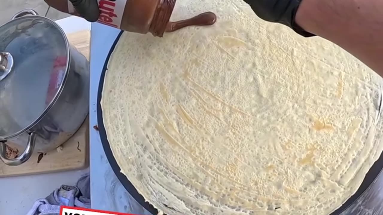 Satisfying Crepe Making