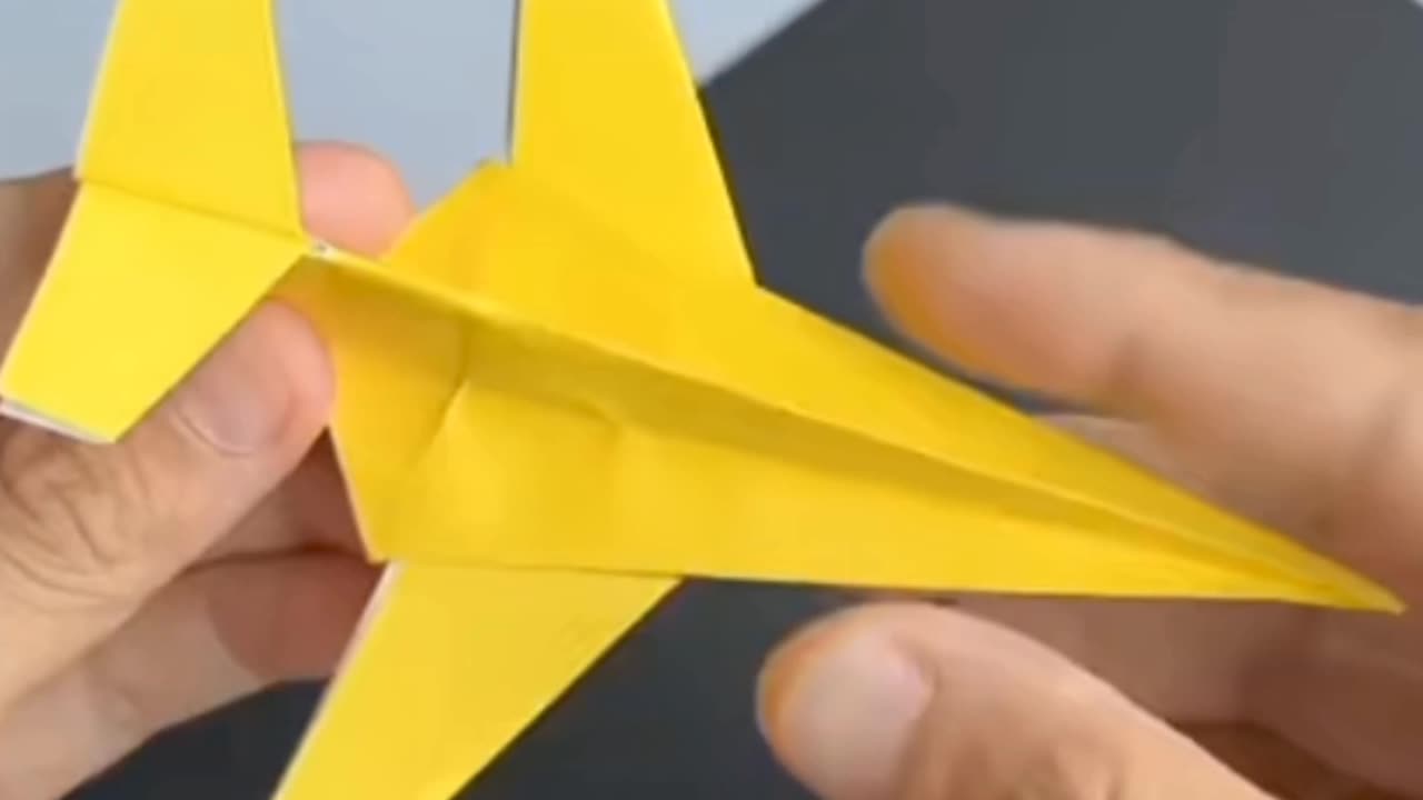 oorigami air plane tutorial