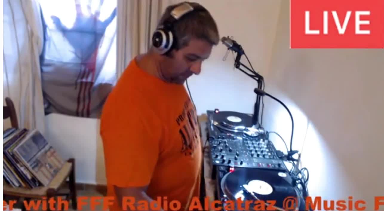 A great funk mix for all members of FFF radio Alcatraz.