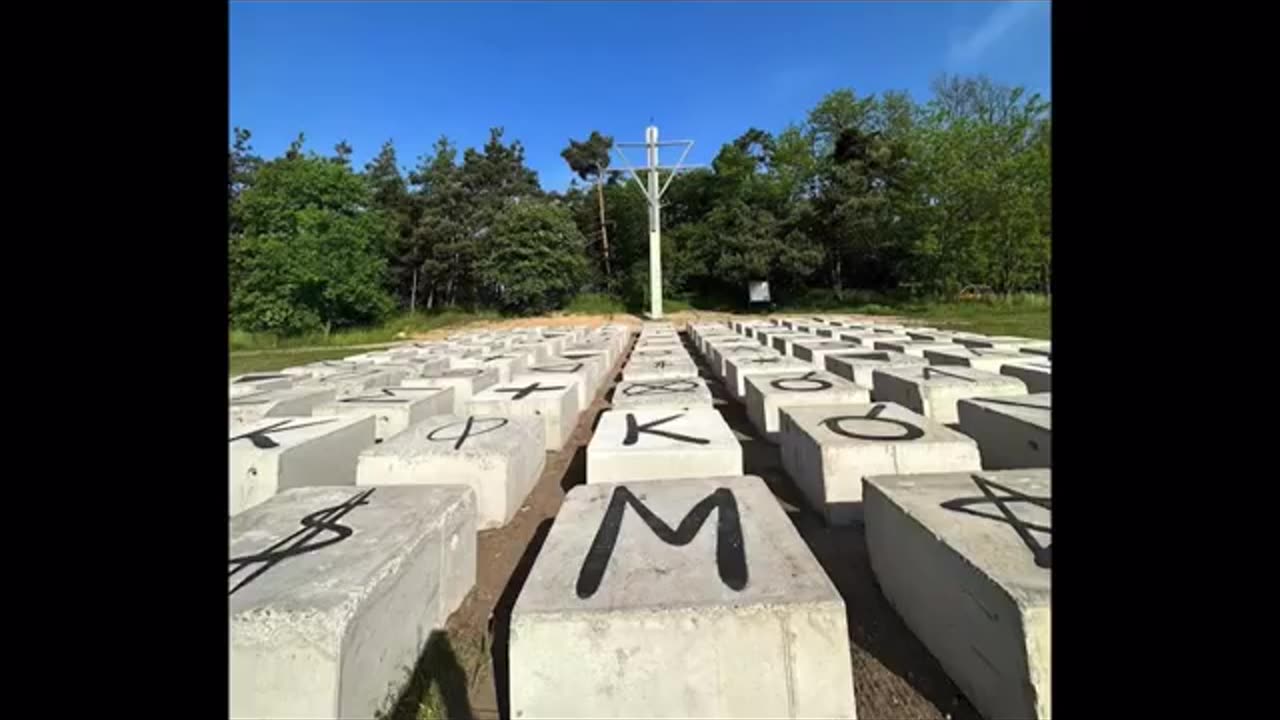 Satanistiký monument vyrostl přes noc Čechách