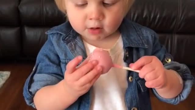 Kid got her first Sugar, Her reaction was priceless