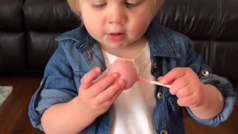 Kid got her first Sugar, Her reaction was priceless