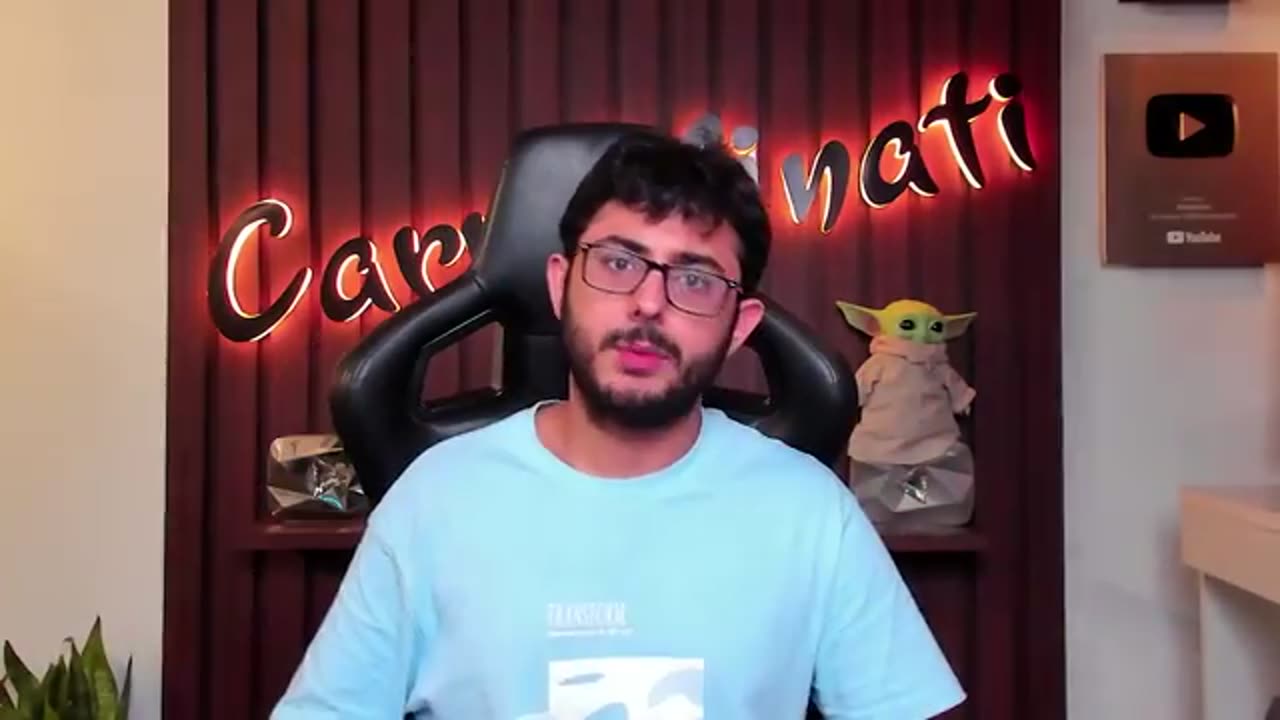 VADA PAV AUR CHAI 😍 | CARRYMINATI