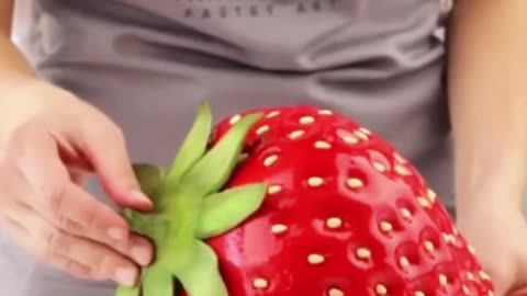 Satisfying Strawberry cake making asmr #satisfying #asmr #strwaberrry #art