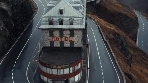 Did you noticed the parking lot ? ❤️