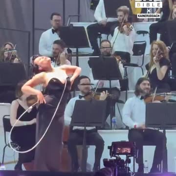 Raye's orchestra reacting to big finish