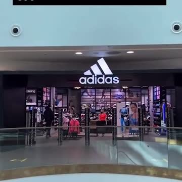 MORE MSM LIES - NOTHING CLOSED IN RUSSIA