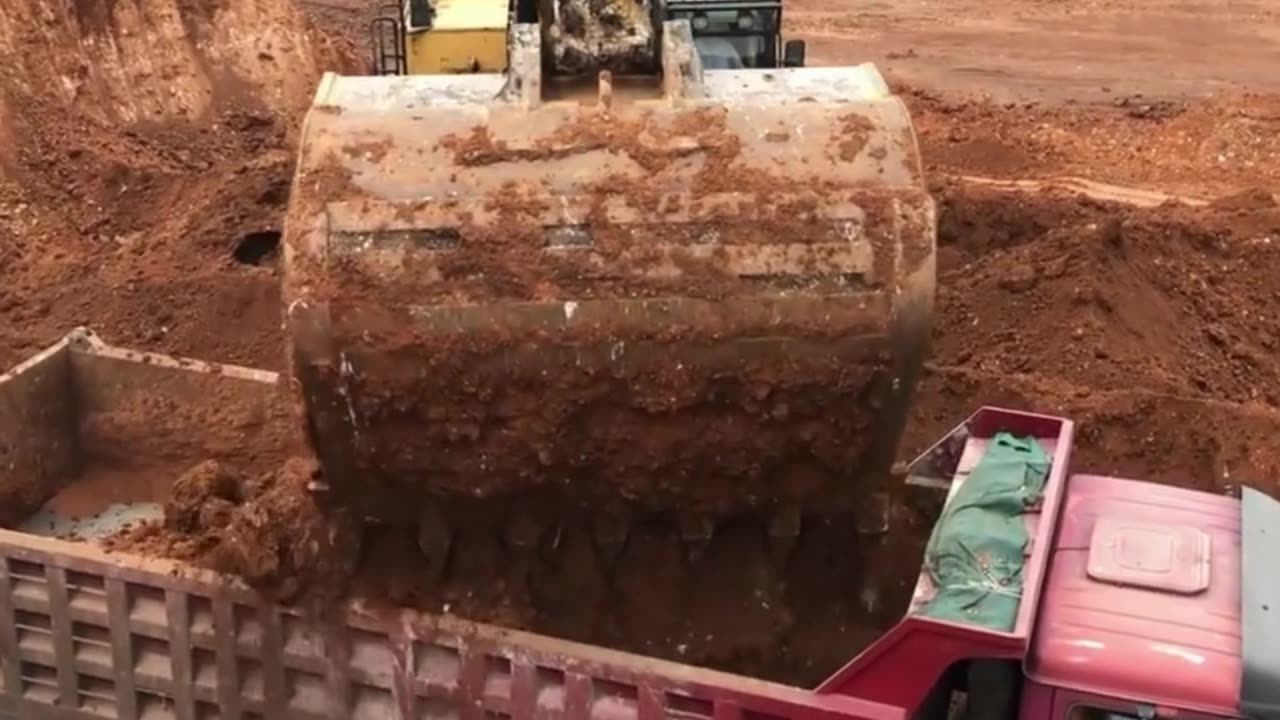 Driving an excavator on a construction site is actually quite tiring.