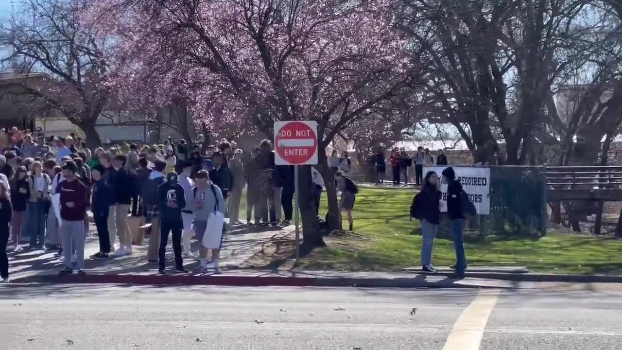 Oakridge High School students, El Dorado Hills, CA, protest against mask mandate!