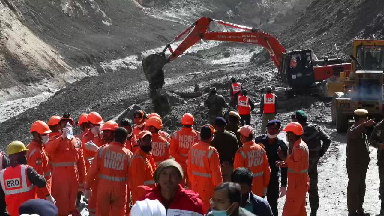 Atribuyen a la nieve y no a la rotura de un glaciar el alud en la India