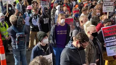 Protesta en Minneapolis contra expolicía acusado de matar a George Floyd