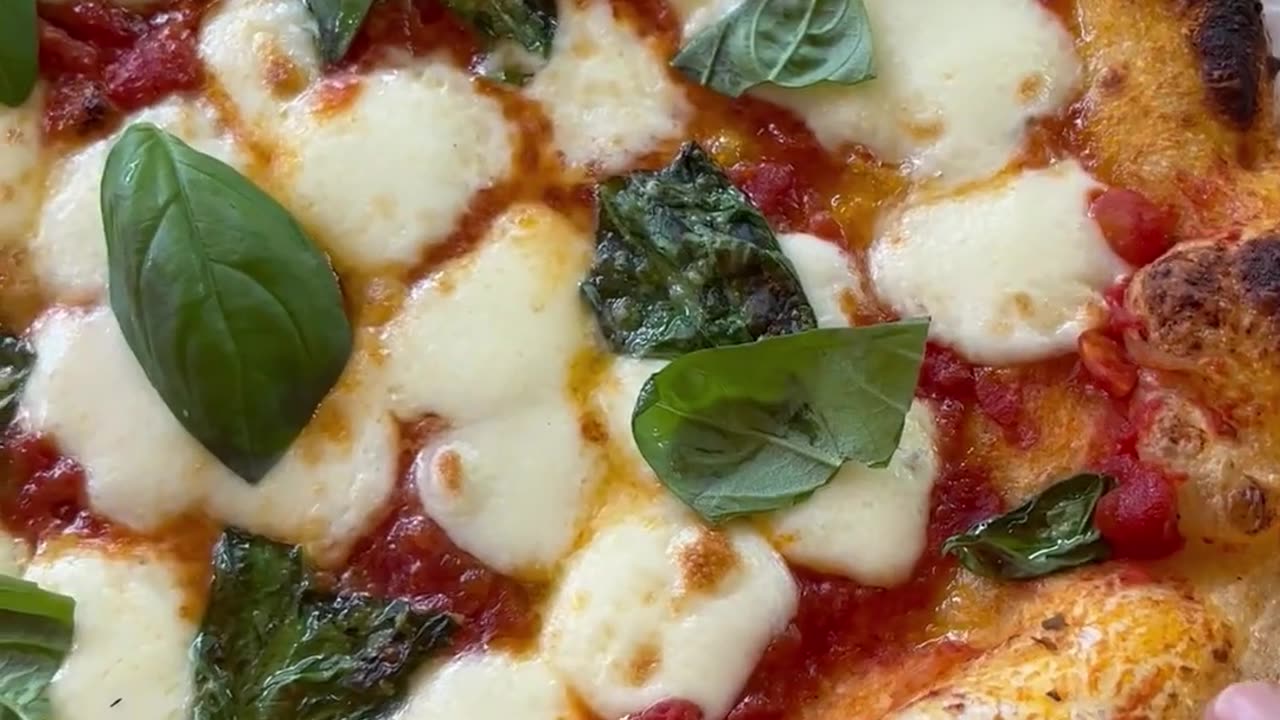 Margherita Pizza | Easy Recipe