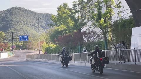 1_ The same car, the same helmet. I admit I envy it 🤭# Locomotive couple#